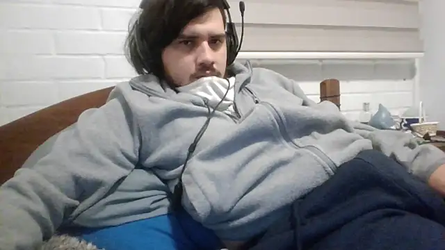 hung_weeb webcam