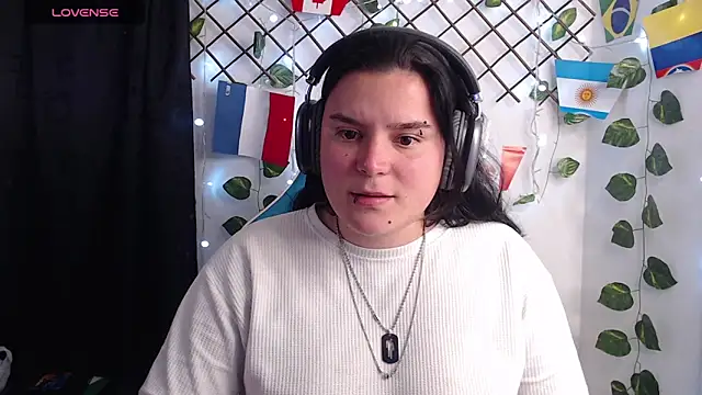 Nika_1_ live cam on StripChat
