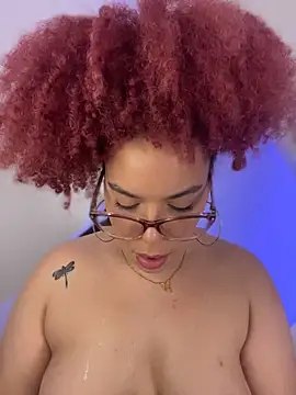 Leyah__ webcam