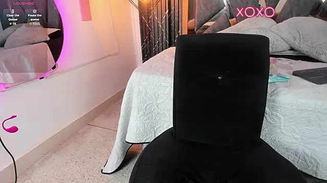 Miia_Deluxe webcam