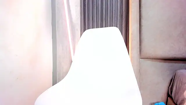 MilyClem webcam