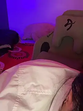 miacanela_xo