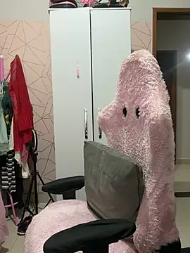 Irresistible24 webcam