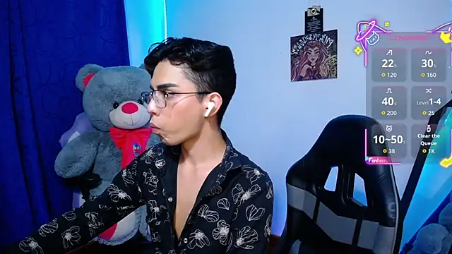 OwenBluee webcam