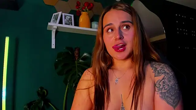 evy_orange1 webcam