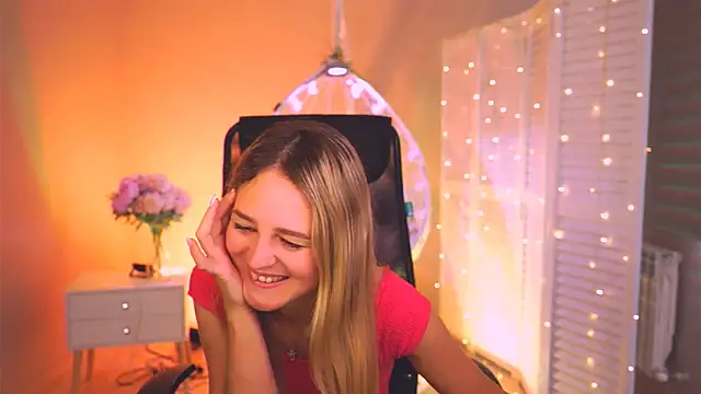 DeboraLarson webcam