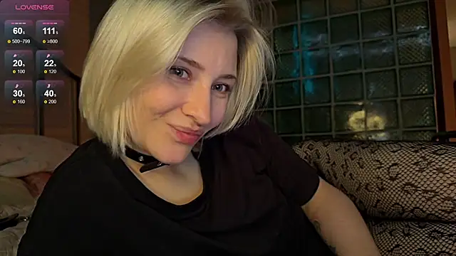 alexa_novak webcam
