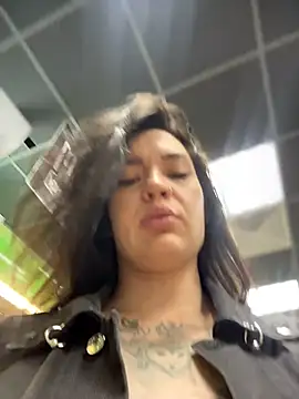 MeekyRich webcam