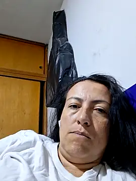 Lauryn_Jones webcam