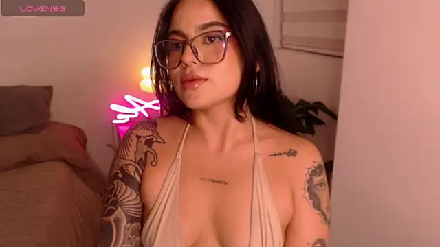 April_sutra webcam