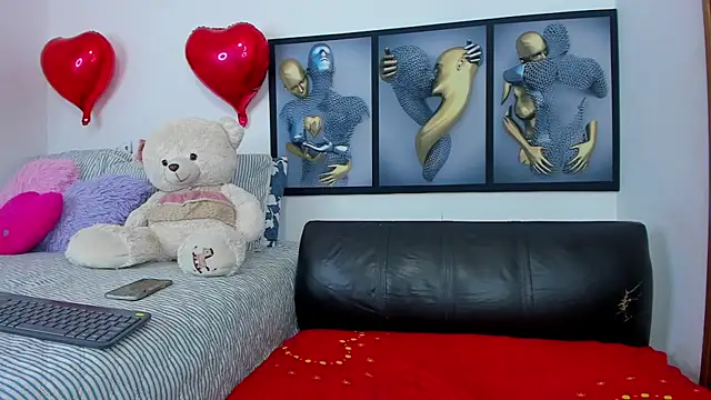 Angeline_focus webcam