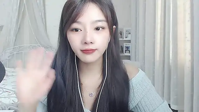 Romy-sweet webcam