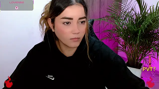 Lucia_star__ webcam