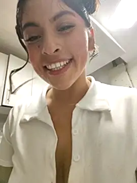 Fox_Roxxan webcam