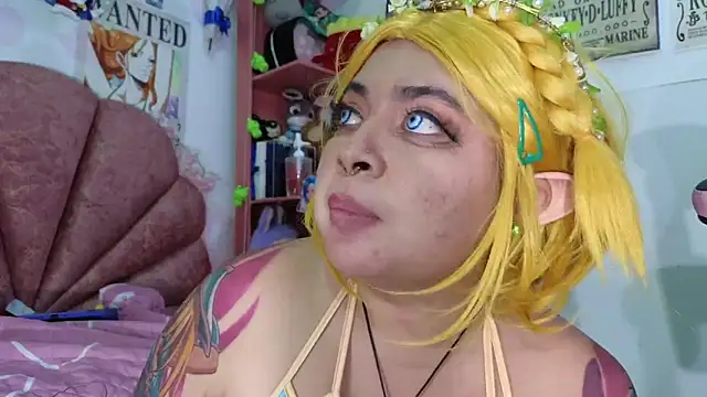 Lucycosplay777 webcam