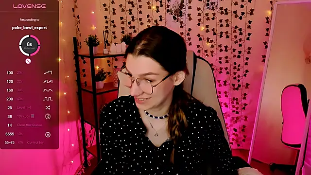 LinaBlossom_ webcam