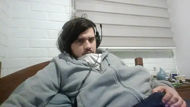 hung_weeb webcam