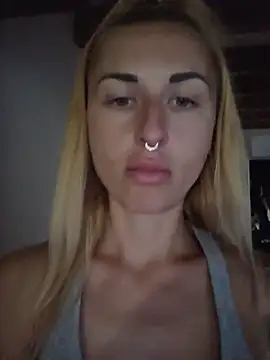 kylie_blck - Kylie_blck's free webcam - UK Sex Cams