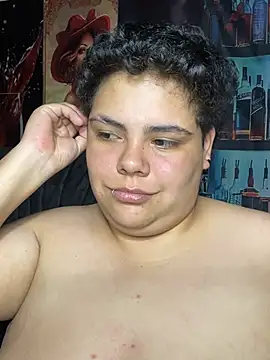 Hailey_Curvy webcam