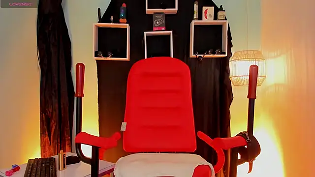 Maximoking26 webcam