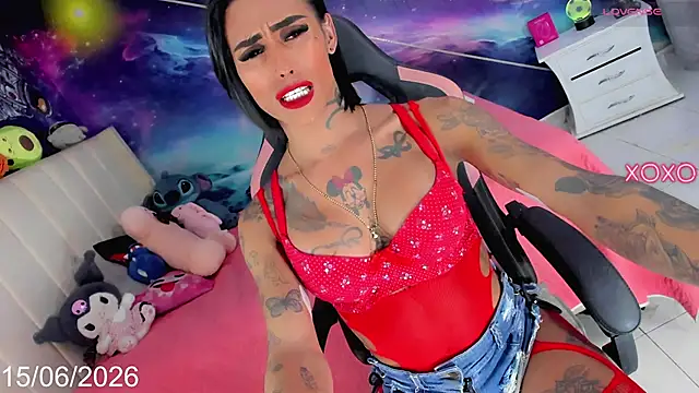 Nella_Dolls live cam on StripChat