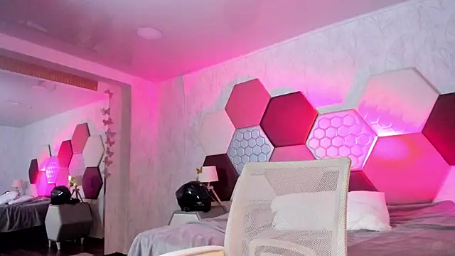 ArielleWilde webcam