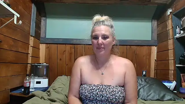 lisaxlovexxx webcam