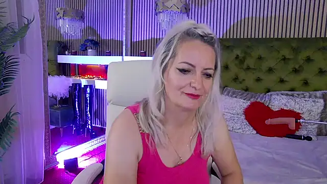 ladytouch (F milf) - 💦Squirt  Time 🔥