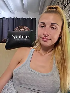 kylie_blck webcam