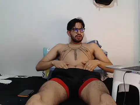 thomass1018 webcam