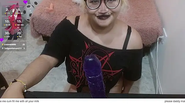 Echypyon_ live cam on StripChat