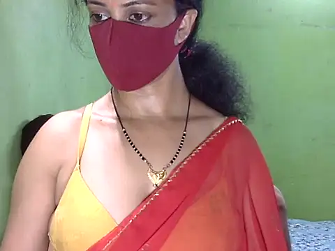 indian_horny_wife's live room