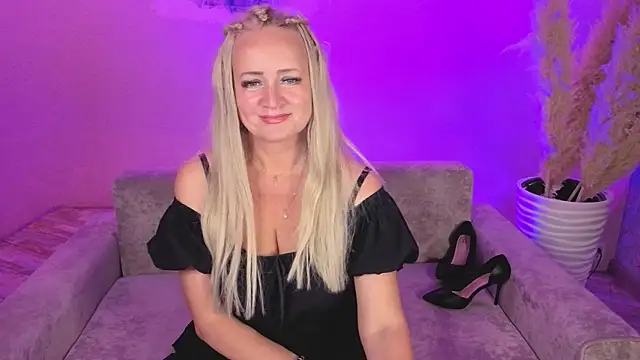 Ingrid_Eriksen live cam on StripChat