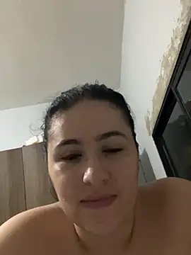IvettSt_ webcam