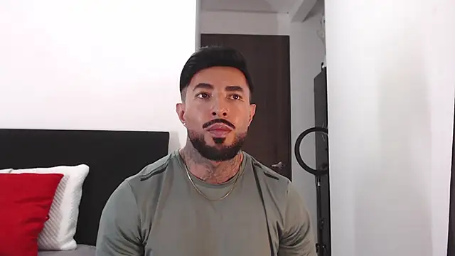 andrea_de_lucaa webcam