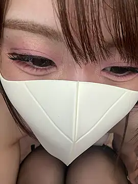 momo_mm (F young) - スカートほいしちゃう✊