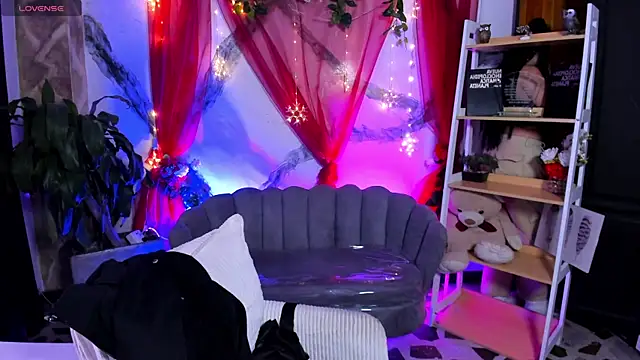 TifanyWhite_