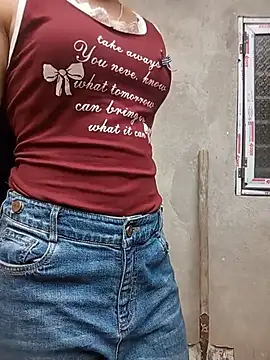 Heryy_xx live cam on StripChat