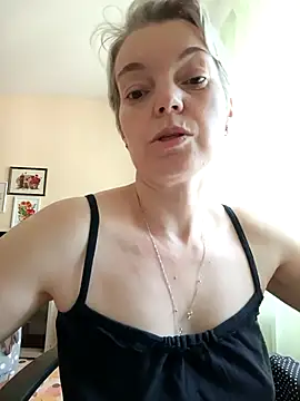 CutieErikaa live sex cam