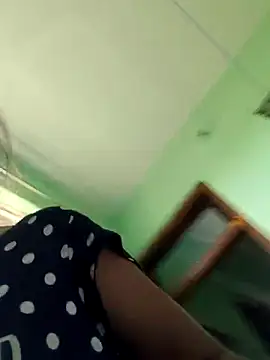 Sexy-Kajal2 webcam