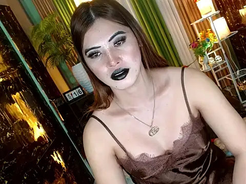 Queen_kendalx19 webcam