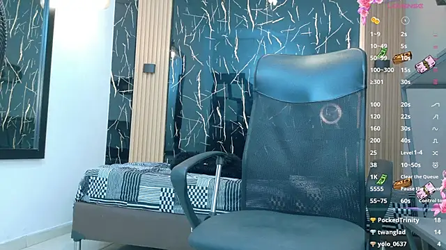 valerihot_1 (M twink) - CUM + SWALLOW CUM