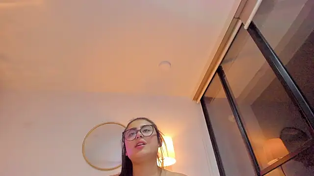 imsofia_dy webcam