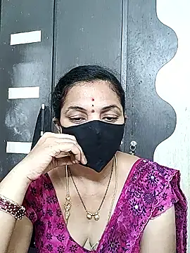 Leela_555 webcam