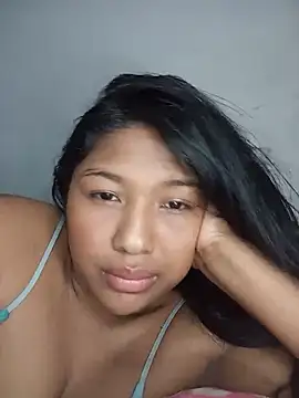 MoonMua webcam