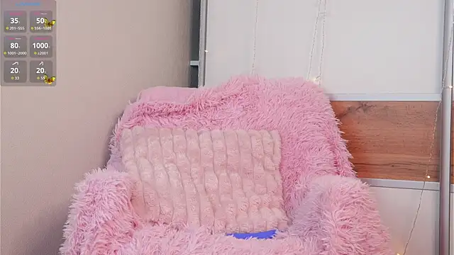 CherlyGuss live cam