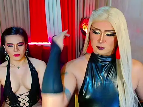 Wildest_Slave_Huntress webcam