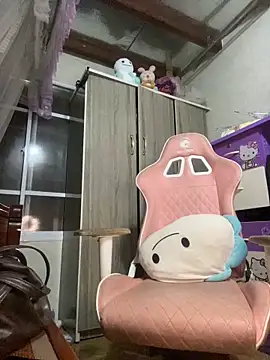 Ivy_Trix2 webcam