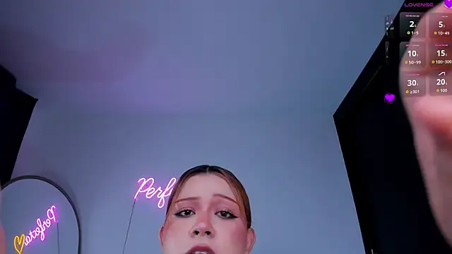 daniela_hornny - Daniela_hornny's free webcam - UK Sex Cams