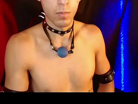 dark_men1 live cam on StripChat